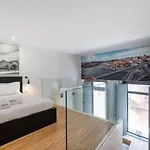 Guestready - Cathedral Design *