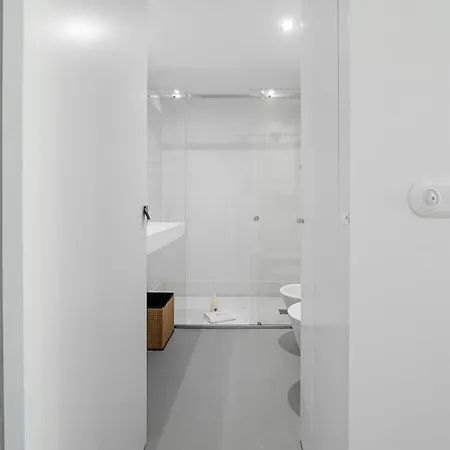 Guestready - Cathedral Design