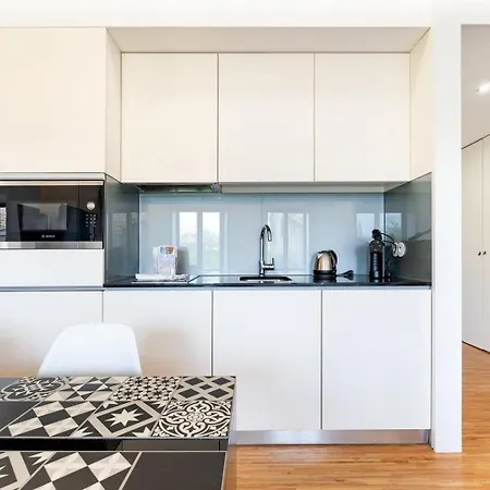 Guestready - Cathedral Design Apartment