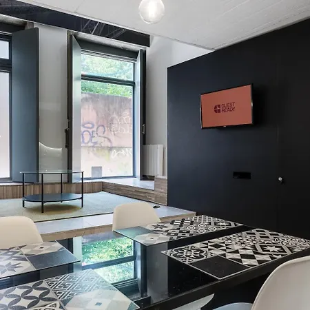 Guestready - Cathedral Design *