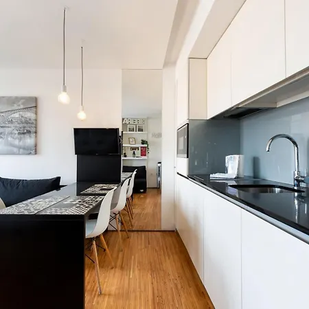 Guestready - Cathedral Design Apartman