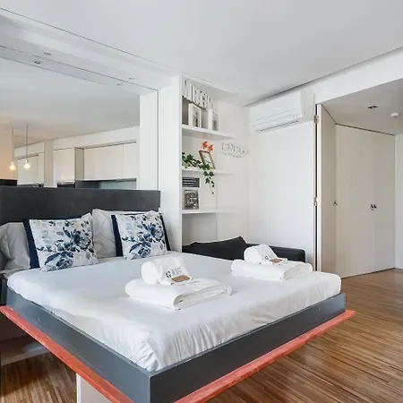 Guestready - Cathedral Design Appartement Porto
