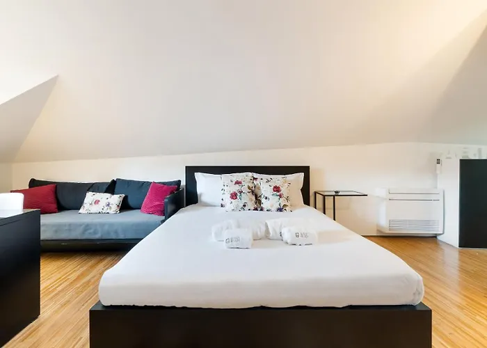 Guestready - Cathedral Design *