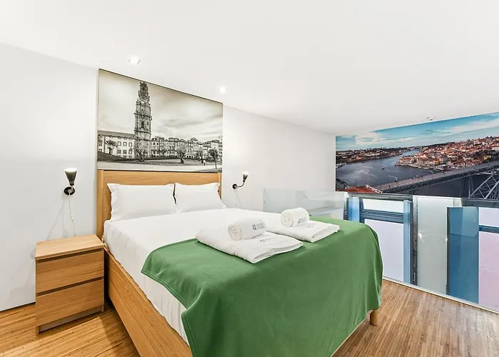 Guestready - Cathedral Design *