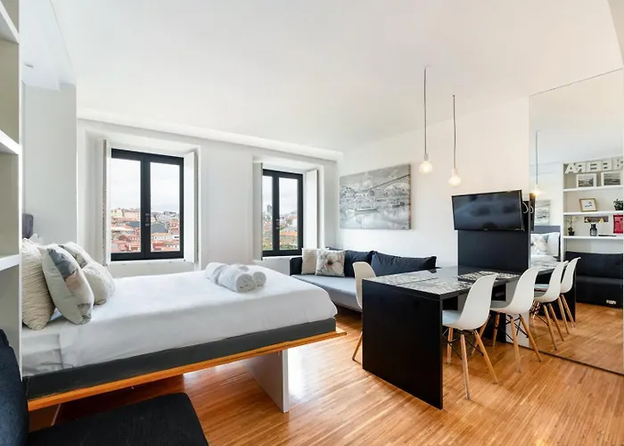 Guestready - Cathedral Design *