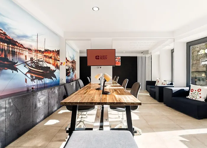 Guestready - Cathedral Design